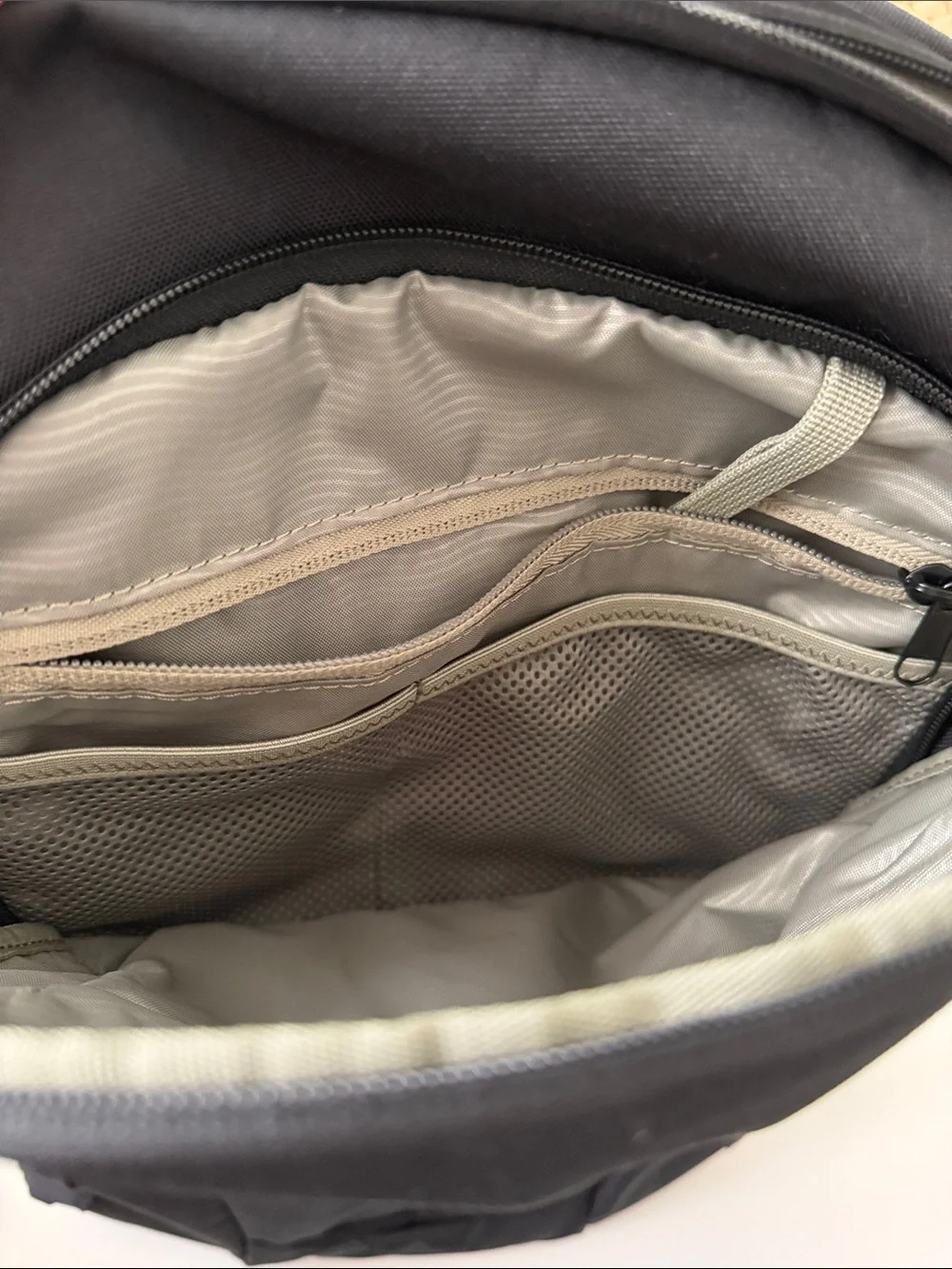 Thule HSS Branded Black Laptop Backpack Travel Work Bag Padded Tech Organizer